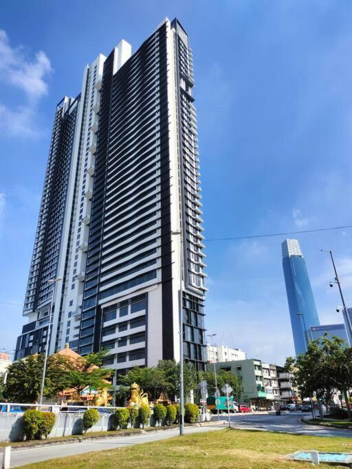 Pangsapuri Modern Haven Premium Amenities 2 3 Beds *