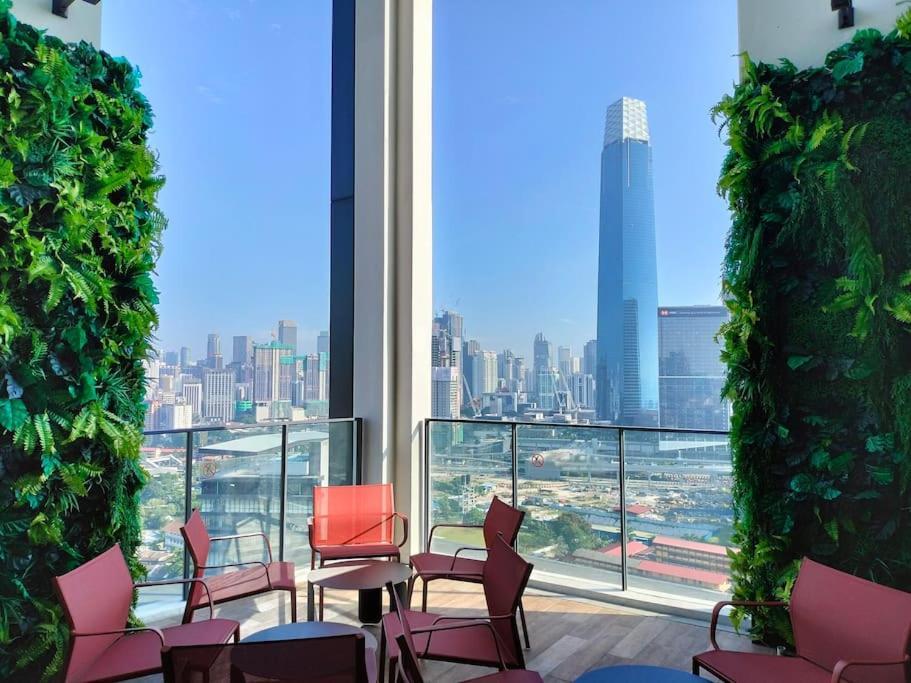 Modern Haven Premium Amenities 2 3 Beds *