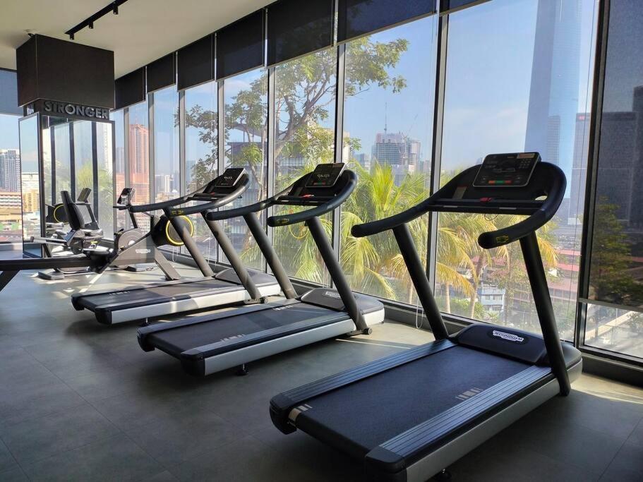 Modern Haven Premium Amenities 2 3 Beds Kuala Lumpur