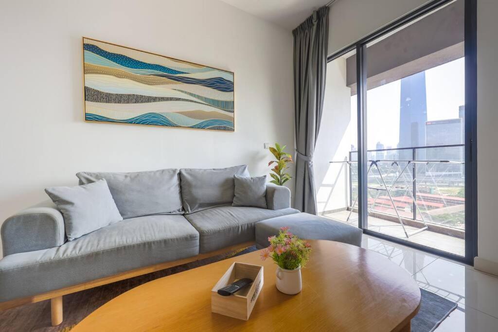 Modern Haven Premium Amenities 2 3 Beds *