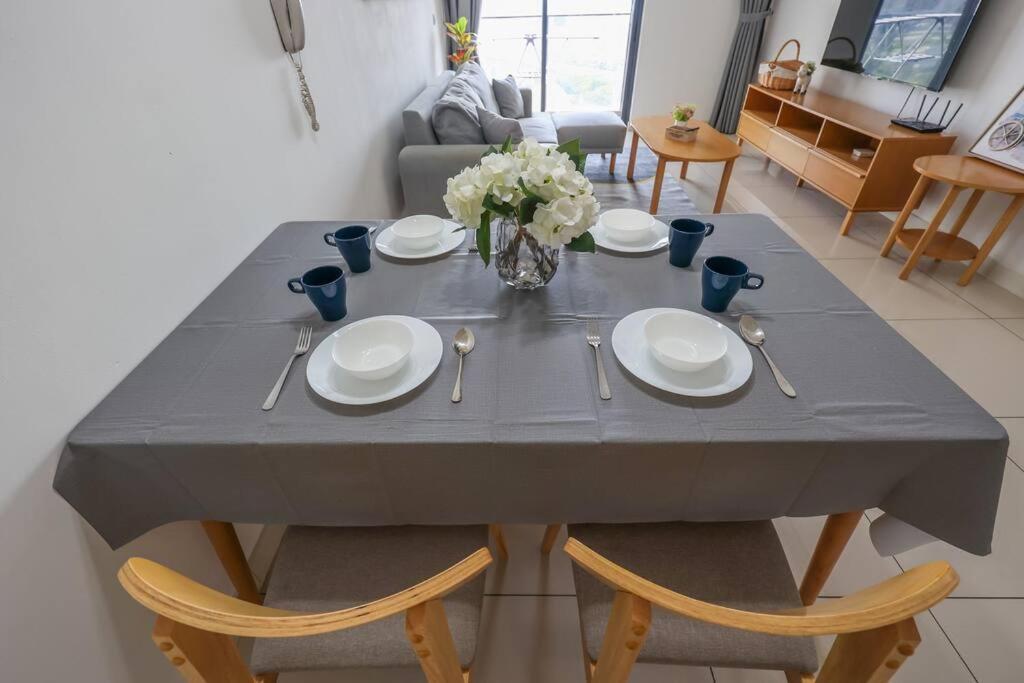 Apartemen Modern Haven Premium Amenities 2 3 Beds
